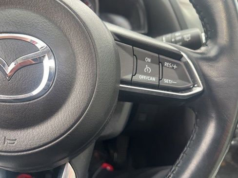 Used 2017 MAZDA MAZDA3 Grand Touring image 10