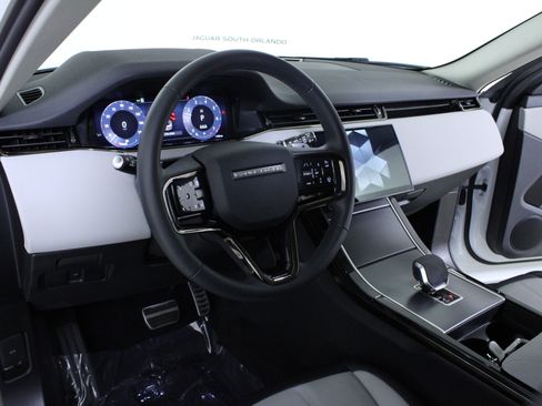 Used 2024 Land Rover Range Rover Evoque Dynamic SE image 21