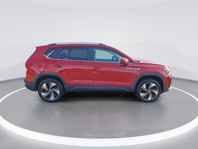 Used 2024 Volkswagen Taos SE AWD/4WD image 10