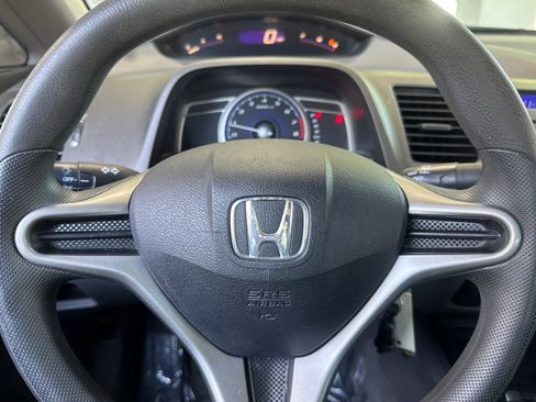 Used 2010 Honda Civic DX-VP image 15
