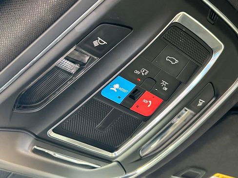 Used 2024 Jeep Grand Cherokee Limited RWD image 20