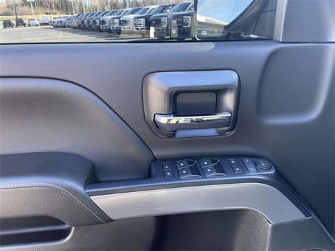 Used 2018 Chevrolet Silverado 1500 LT w/ All Star Edition image 12