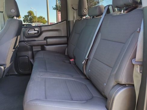 Used 2021 Chevrolet Silverado 1500 LT image 14