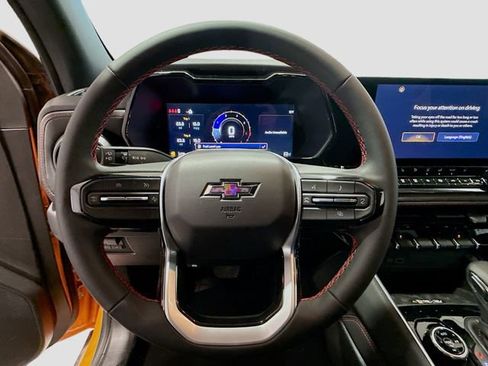 New 2025 Chevrolet Colorado Z71 image 9