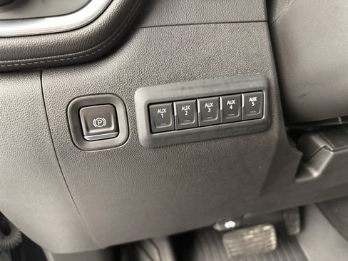 Used 2023 Chevrolet Silverado 2500 High Country w/ LPO, Hitch Package image 25