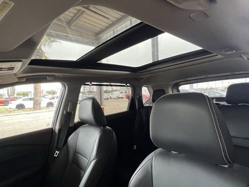 Used 2023 Nissan Rogue SL w/ SL Premium Package image 11