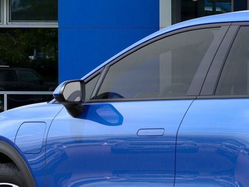 New 2026 Chevrolet Equinox EV LT image 36