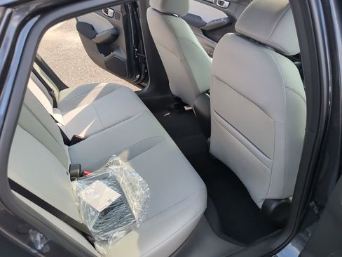 New 2025 Honda Civic Sport image 17