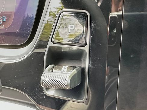 Certified 2026 Porsche Cayenne S AWD/4WD image 30