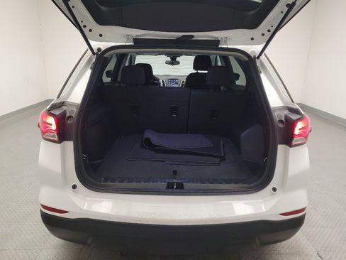 Used 2022 Chevrolet Equinox LS FWD image 29