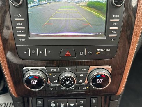 Used 2017 Chevrolet Traverse Premier AWD/4WD image 20
