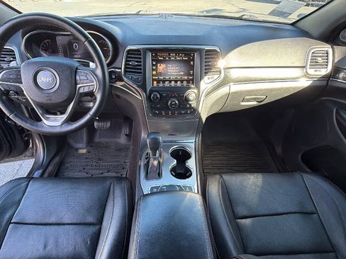 Used 2017 Jeep Grand Cherokee Trailhawk w/ Trailhawk Luxury Group image 26