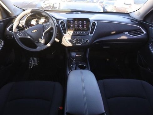Used 2024 Chevrolet Malibu LT image 20