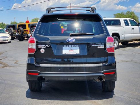 Used 2015 Subaru Forester 2.5i Limited AWD/4WD image 8