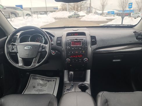 Used 2011 Kia Sorento EX w/ Premium Pkg image 19