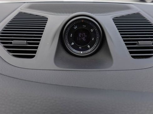 Used 2024 Porsche Cayenne image 29