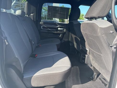 Used 2024 RAM 3500 Big Horn AWD/4WD image 39