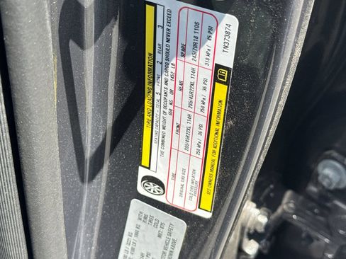 New 2026 RAM 1500 Laramie AWD/4WD image 26