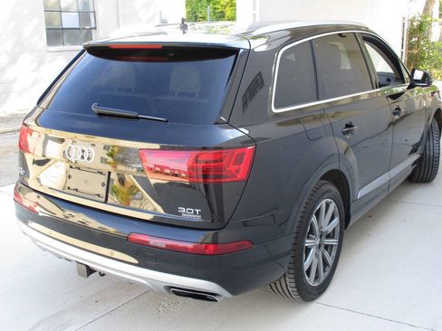 Used 2018 Audi Q7 3.0T Prestige w/ Prestige Package image 60