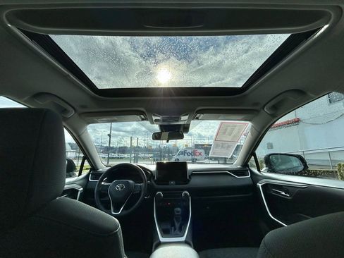 Certified 2024 Toyota RAV4 XLE w/ Convenience Package image 18