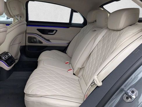 New 2026 Mercedes-Benz S 580e 4MATIC Sedan image 16