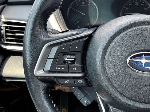 Used 2022 Subaru Outback Limited AWD/4WD image 11