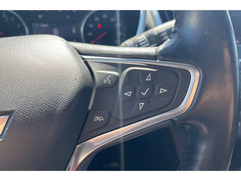 Used 2021 Chevrolet Equinox LT FWD image 35