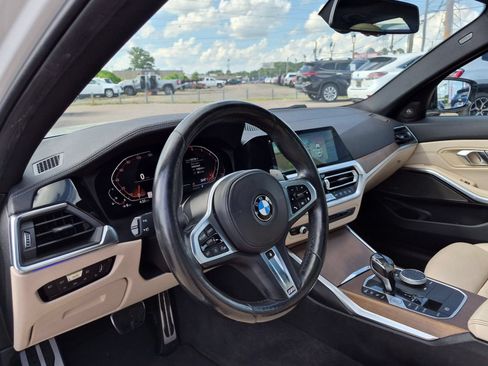 Used 2021 BMW 330i xDrive Sedan w/ Executive Package AWD/4WD image 10