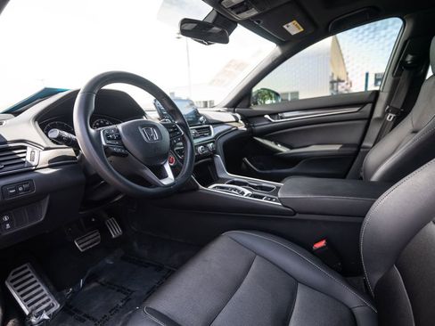 Used 2020 Honda Accord Sport image 6