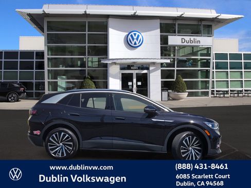 Used 2023 Volkswagen ID.4 Pro S Plus AWD/4WD image 3