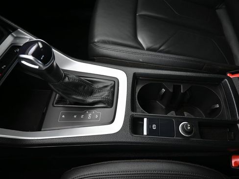 Used 2023 Audi Q3 2.0T Premium image 23