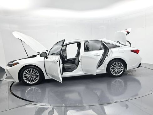 Used 2022 Toyota Avalon Limited w/ Advanced Safety Package FWD image 72