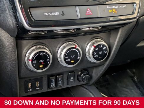 Used 2025 Mitsubishi Outlander Sport SE AWD/4WD image 17