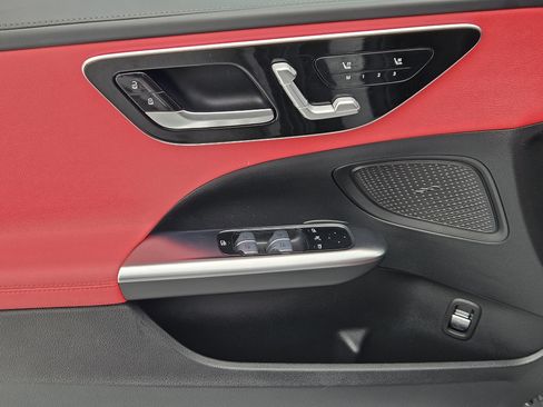 Used 2022 Mercedes-Benz C 300 Sedan image 23