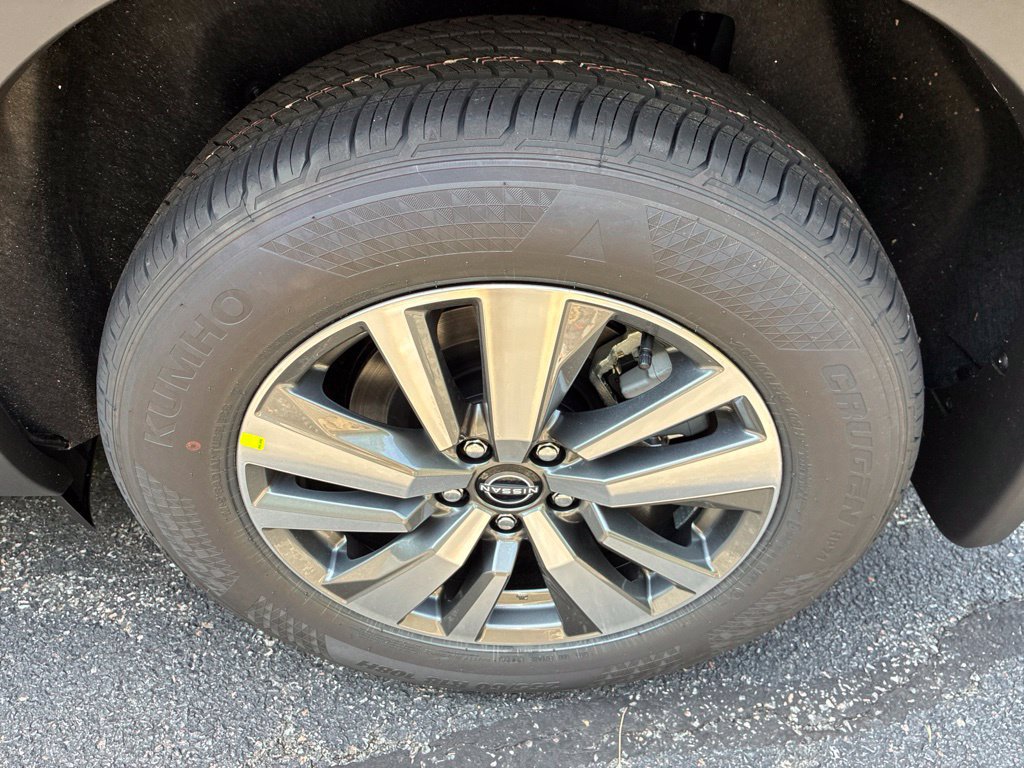 New 2026 Nissan Pathfinder SL AWD/4WD image 11