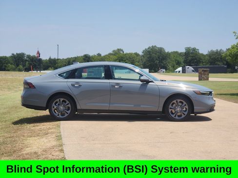 New 2026 Honda Accord EX-L image 8