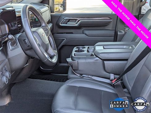 Certified 2025 Chevrolet Silverado 3500 LTZ image 18