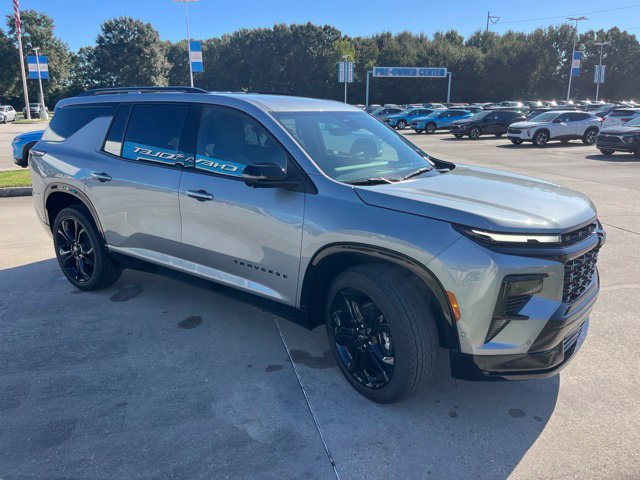 New 2027 Chevrolet Traverse RS w/ LPO, Floor Liner Package FWD image 13