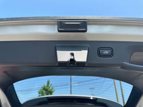 New 2023 Hyundai Tucson Limited AWD/4WD image 10