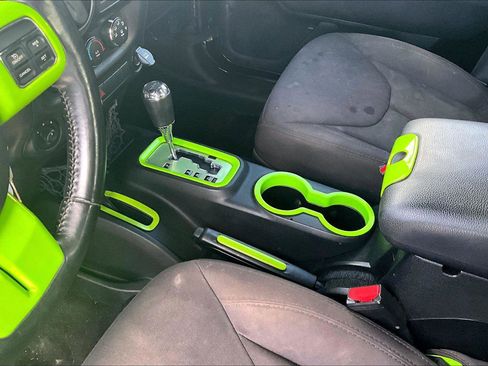 Used 2015 Jeep Wrangler Unlimited Sport w/ Quick Order Package 24S image 15