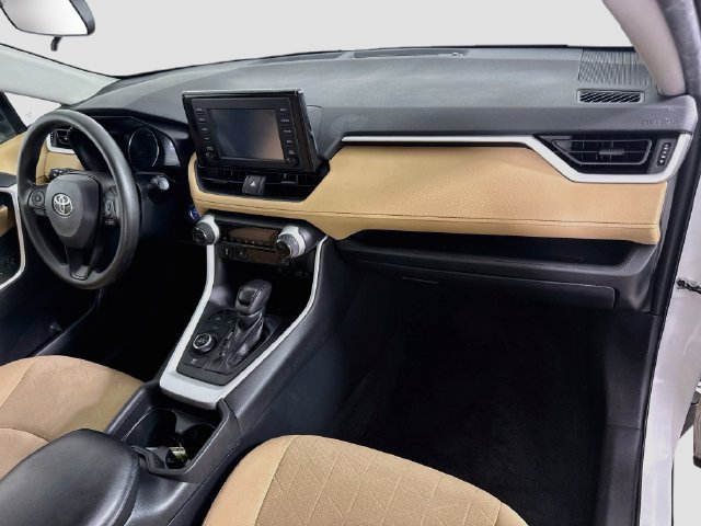 Certified 2019 Toyota RAV4 XLE w/ Convenience Package AWD/4WD image 31