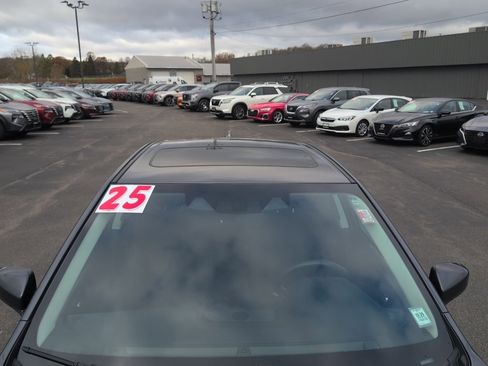 Used 2025 Subaru Legacy Premium w/ Popular Package #1 image 10