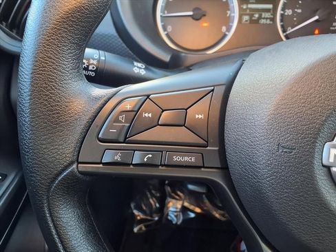 Used 2025 Nissan Kicks Play S image 13