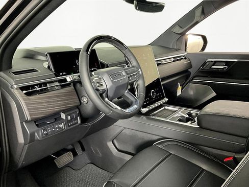 New 2025 GMC Sierra EV Denali image 8