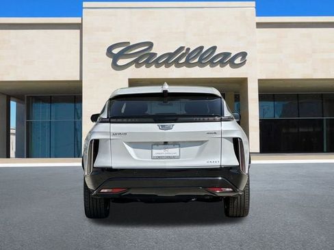 New 2025 Cadillac Lyriq Luxury image 6