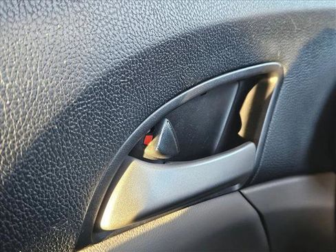 Used 2012 Honda Accord EX-L image 17