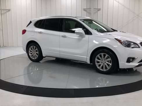 Used 2020 Buick Envision Essence FWD image 2