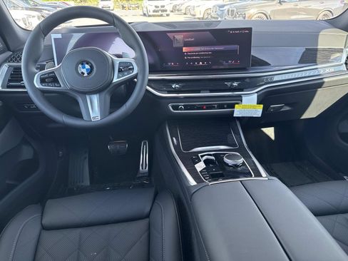 New 2026 BMW X5 xDrive40i w/ M Sport Package AWD/4WD image 17
