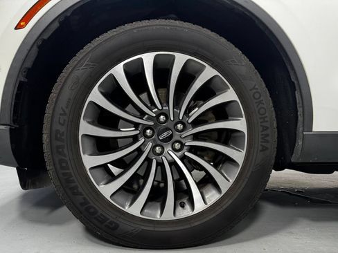 Used 2020 Lincoln Aviator Reserve w/ Equipment Group 201A AWD/4WD image 9