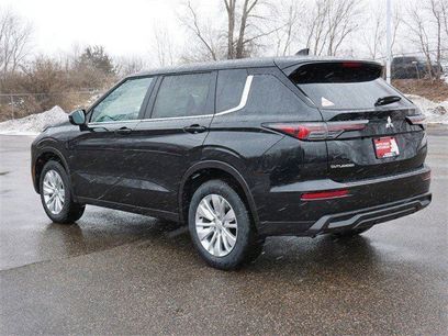 New 2026 Mitsubishi Outlander ES